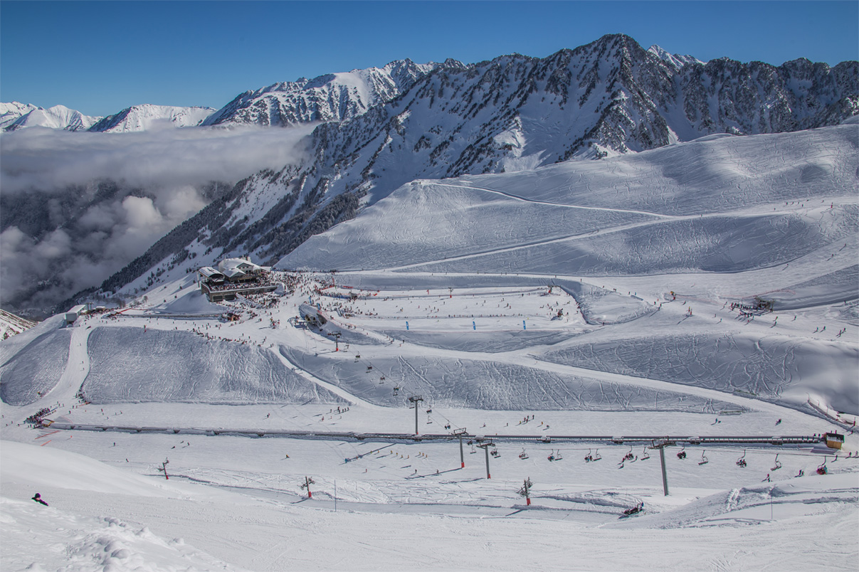 Nos chalets sont &agrave; proximit&eacute; de la station de ski de Cauterets