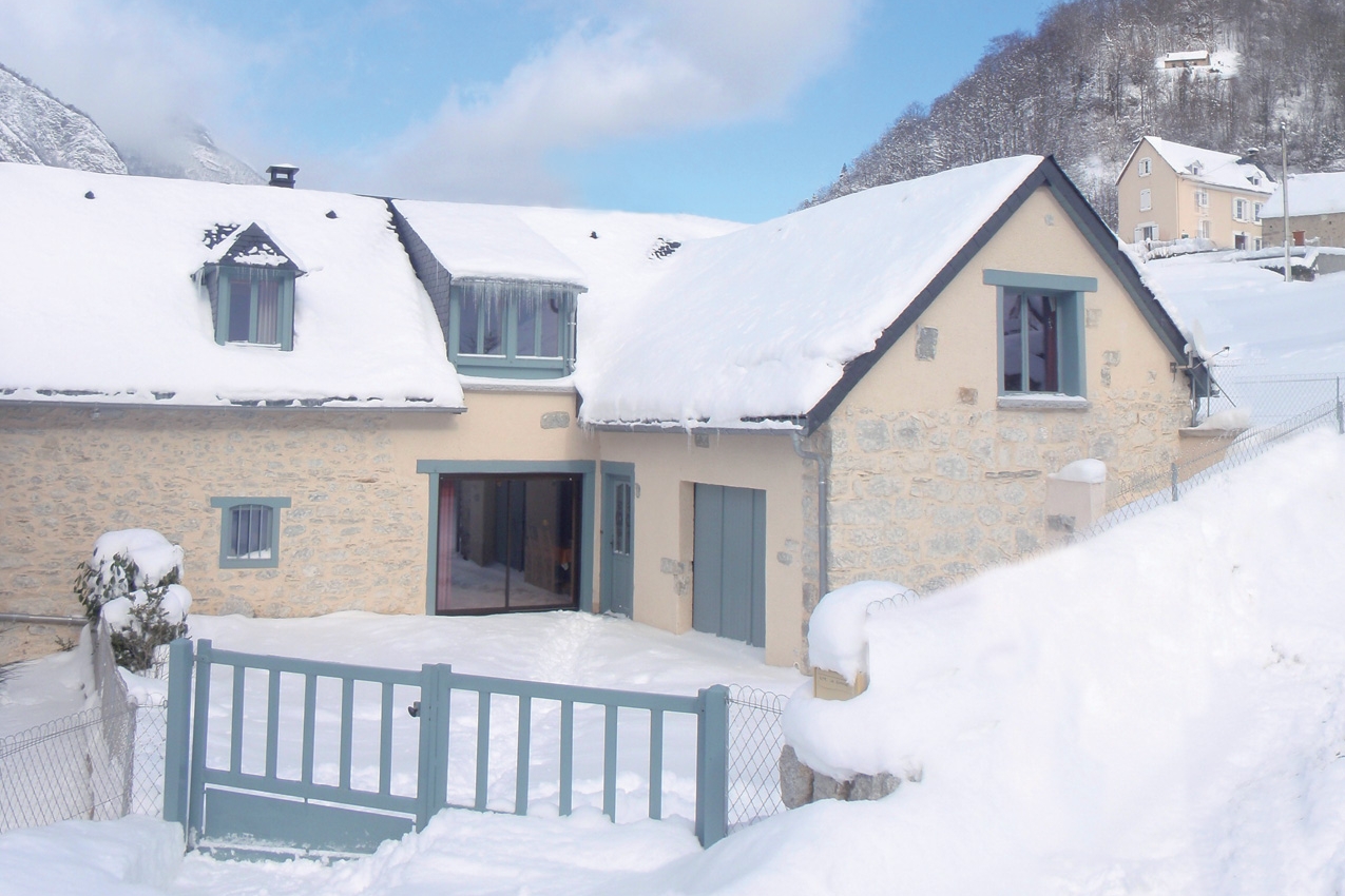 Gîte La Grange en hiver - Chalet pour 11 personnes